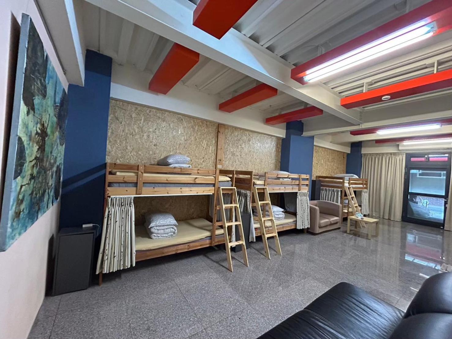 Miaoli Sanyi Travelling Homestay Buitenkant foto