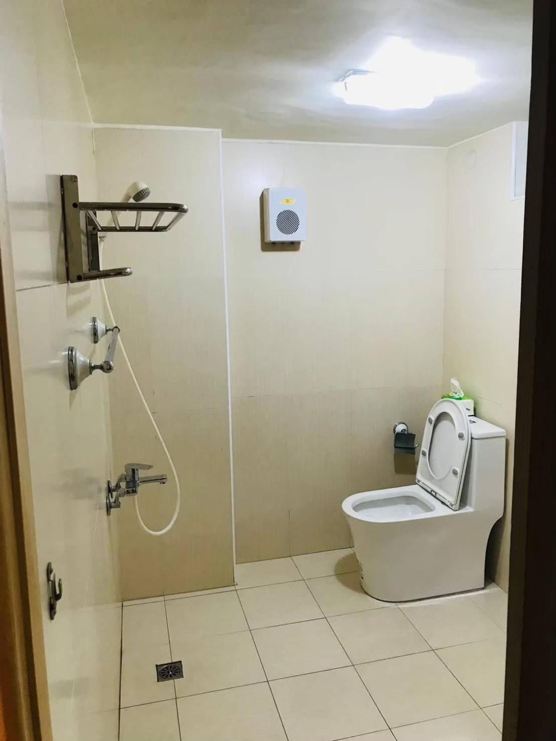 Miaoli Sanyi Travelling Homestay Buitenkant foto