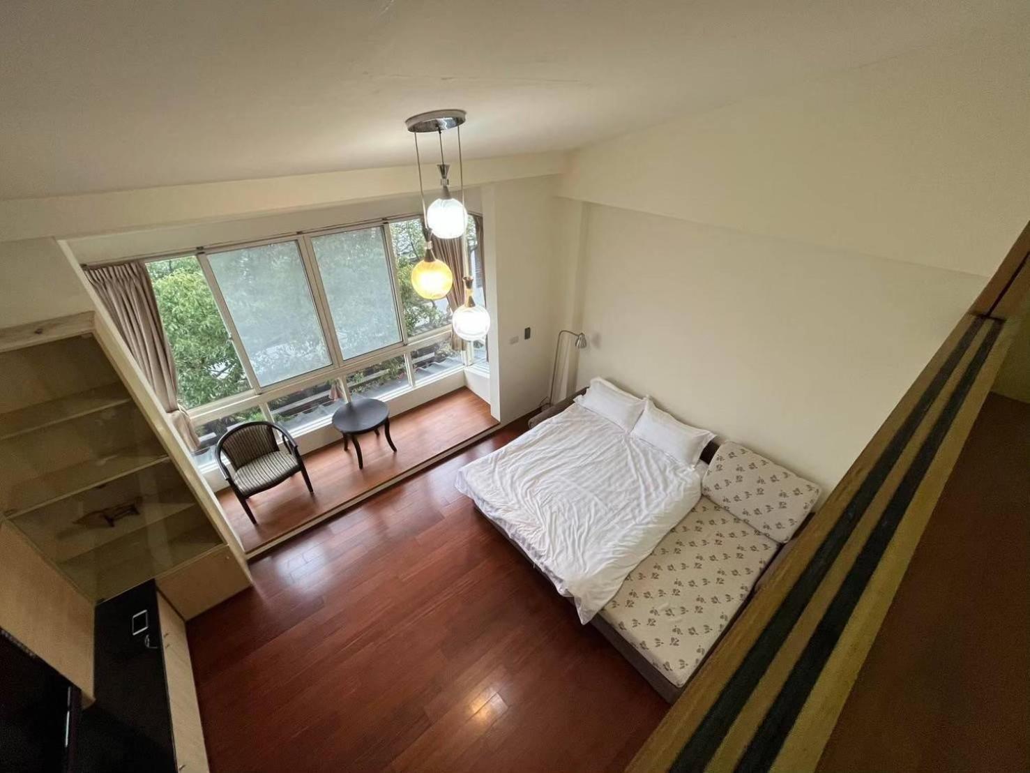 Miaoli Sanyi Travelling Homestay Buitenkant foto